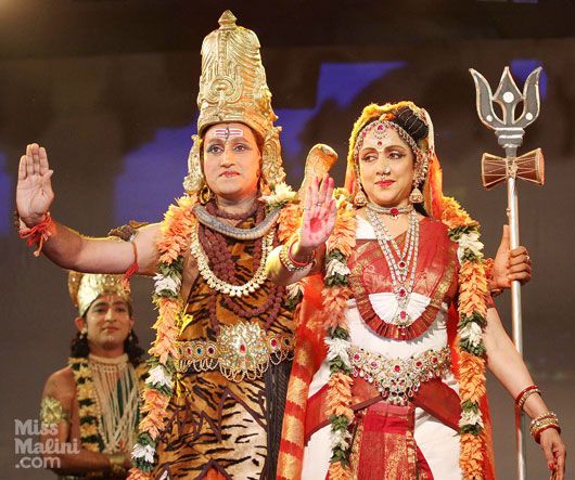 Hema Malini performs dance at North Bombay Sarbojanin Durga Puja Pandal