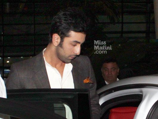 Welcome Back Barfi! (Ranbir Kapoor Suits Up for the Airport.)