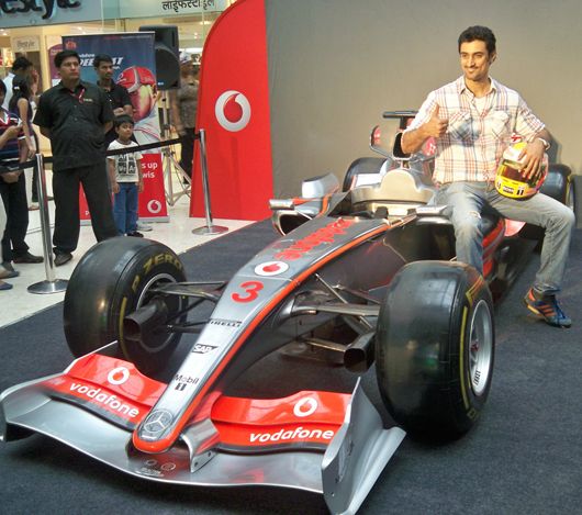 Actor Kunal Kapoor Gets Mumbaikars Excited About Formula 1