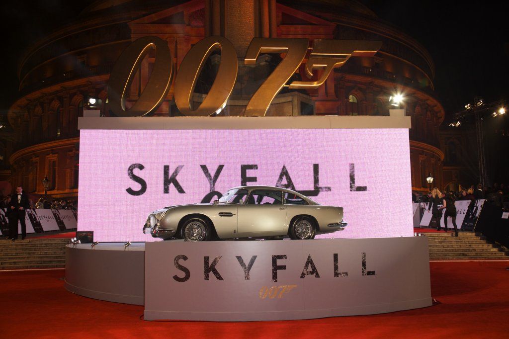 Daniel Craig &#038; Javier Bardem at the Skyfall Royal Premiere