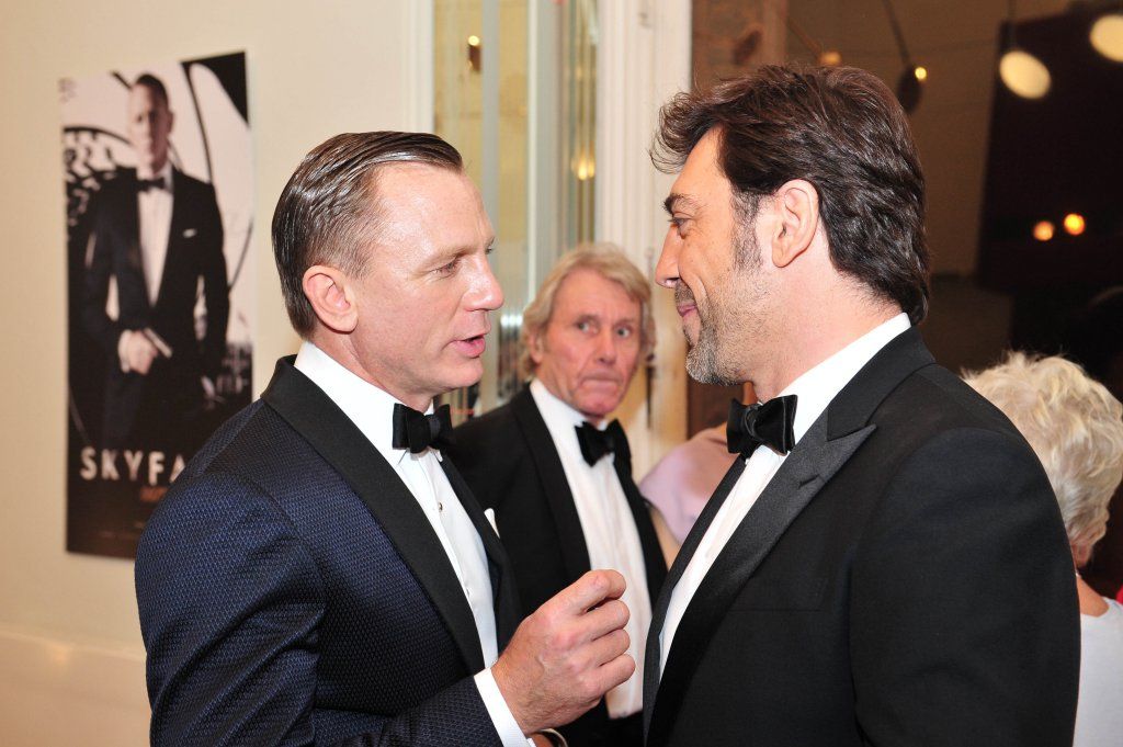 Daniel Craig & Javier Bardem at the "Skyfall" Royal premiere