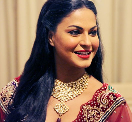 Bollywood’s Drama Queen, Veena Malik, Launches Her Debut Single in Delhi