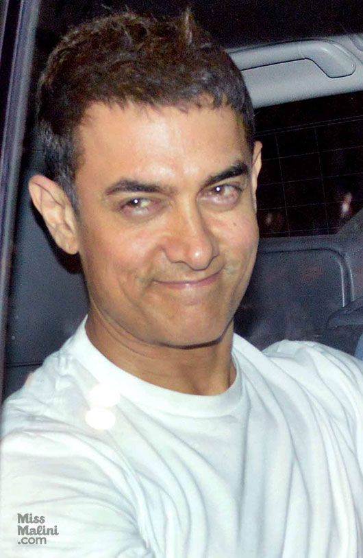 Photos: Aamir Khan Returns From Hajj