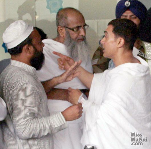 Exclusive Photos: Aamir Khan Leaves For Haj With His Mother