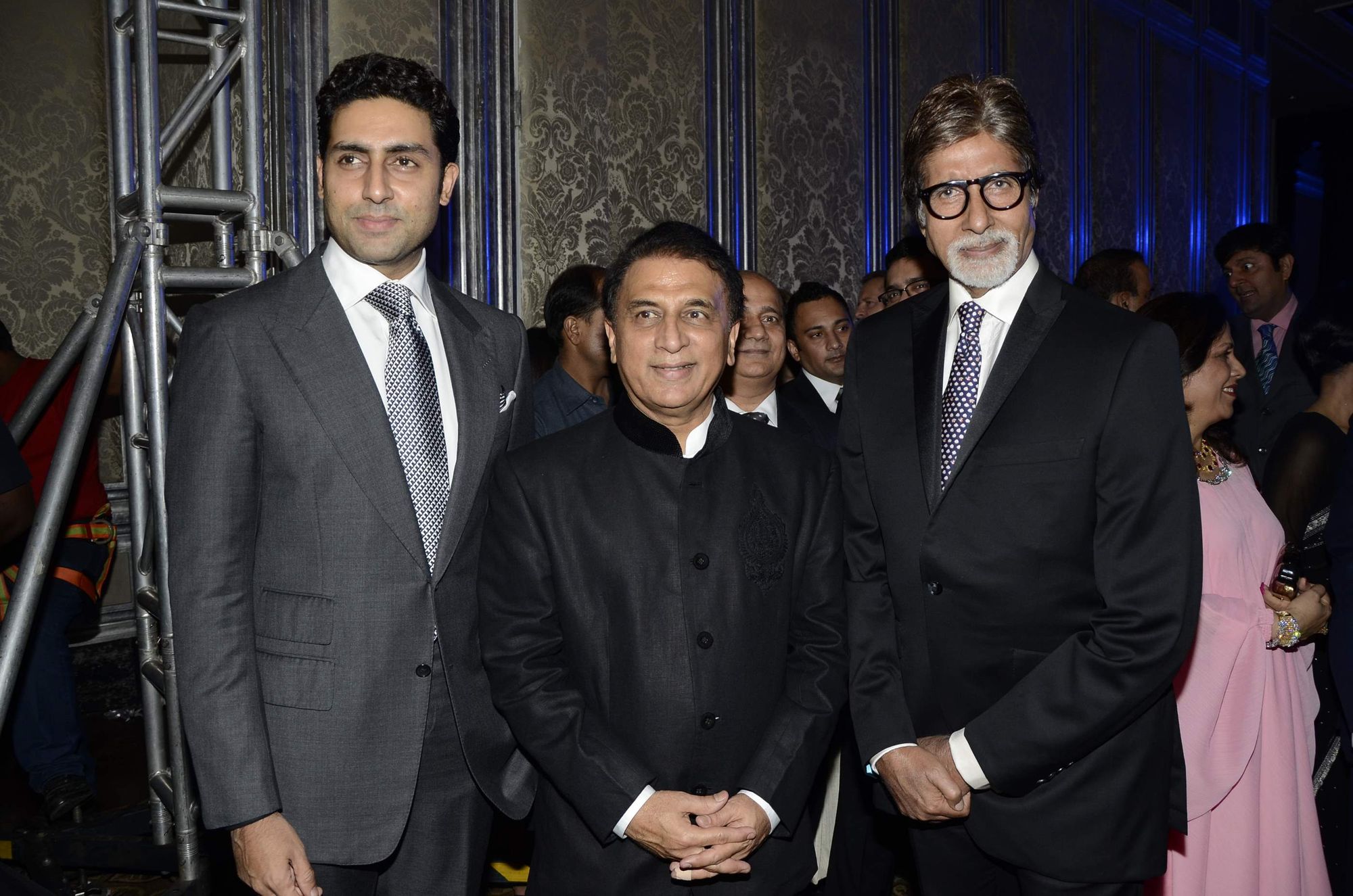 Abhishek and Amitabh Bachchan with Sunil Gavaskar
