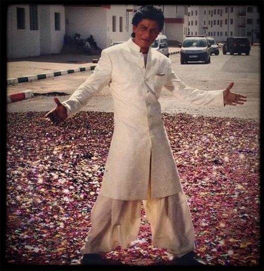 Shah Rukh Khan in Espaces Saada TVC