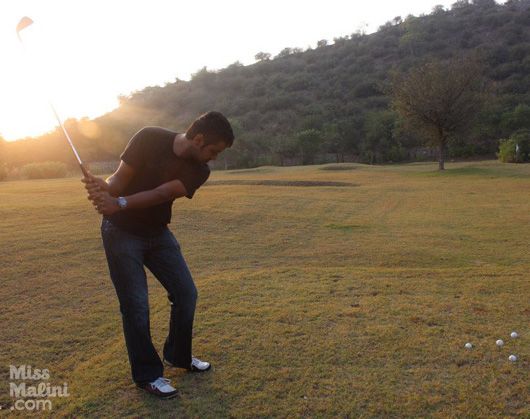 Nowshad plays golf at Tree House Resort, Jaipur