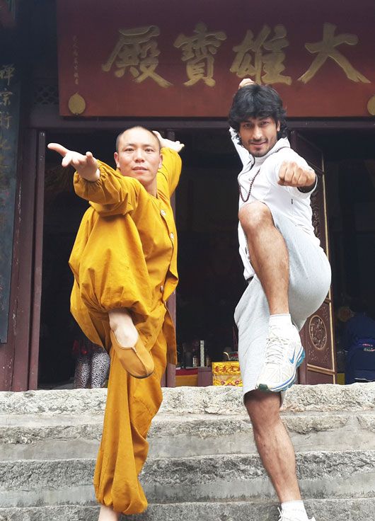 Vidyut Jammwal Trains With Shaolin Monks