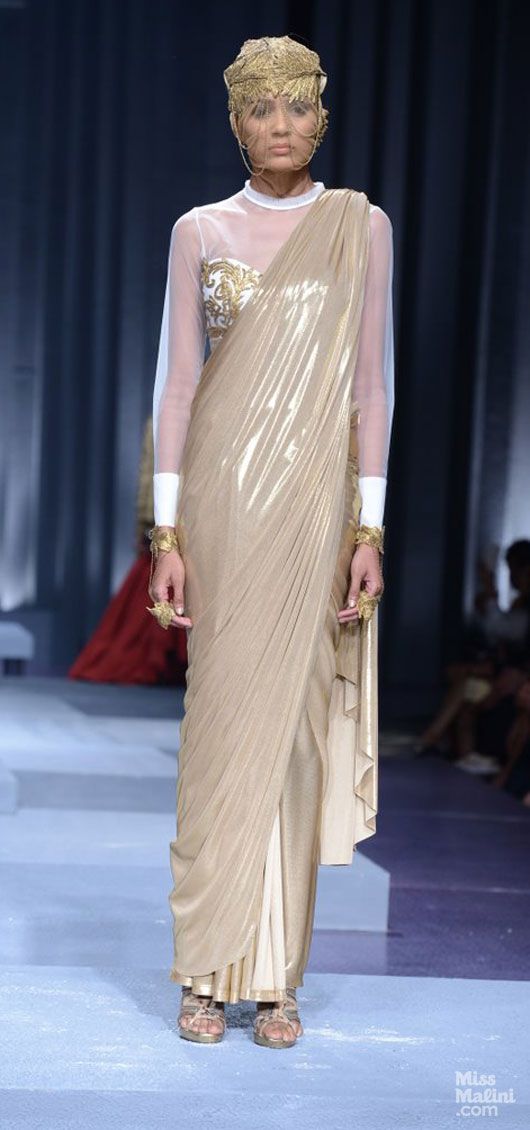 Saree drapes by Shantanu and Nikhil