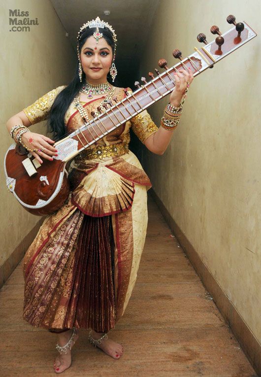 Gracy Singh performs at Ravindra Natya Mandir