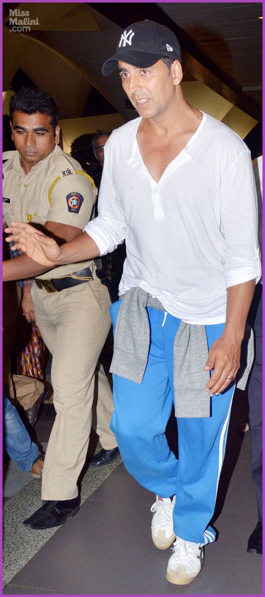 Akshay Kumar at Airport