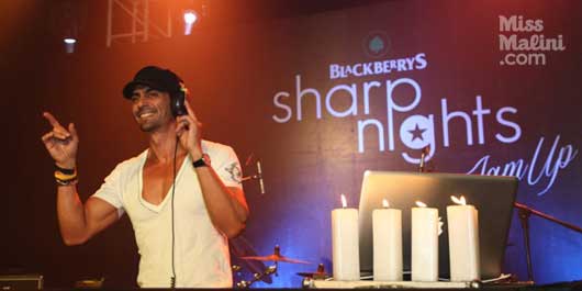 Arjun Rampal Spins-Up a Storm at Blackberrys Sharp Nights Jam Up in Mumbai