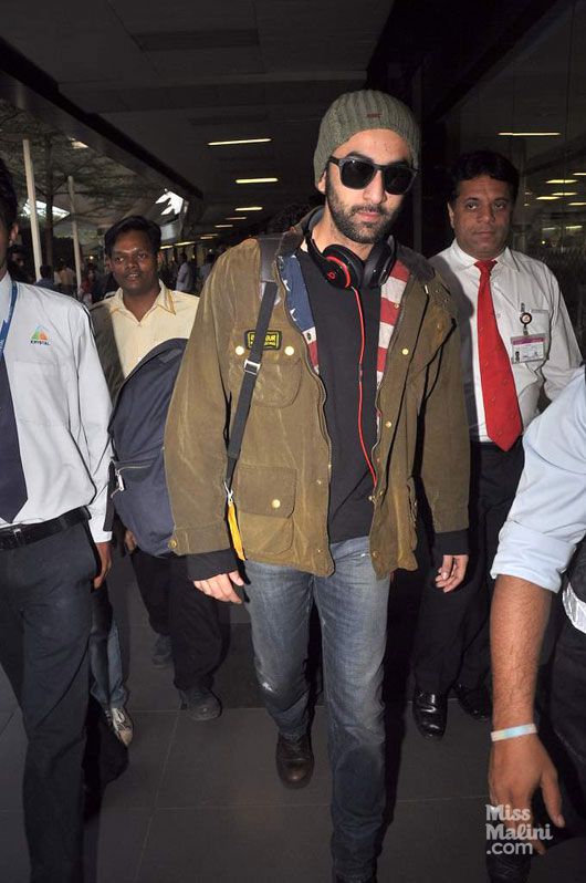 Airport Spotting: Ranbir Kapoor &#038; the Rampals Arrive Back in the City
