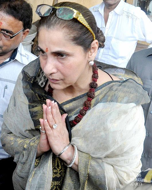 A Year Since His Passing, Dimple Kapadia Has a Hawan for Rajesh Khanna