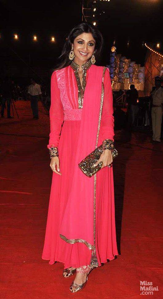 Style Spotting: What the Bollywood Stars Wore to the Umang Show 2014