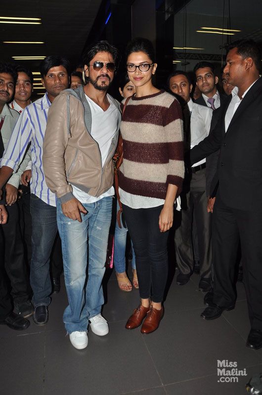 Airport Spotting: Deepika Padukone & Shah Rukh Khan