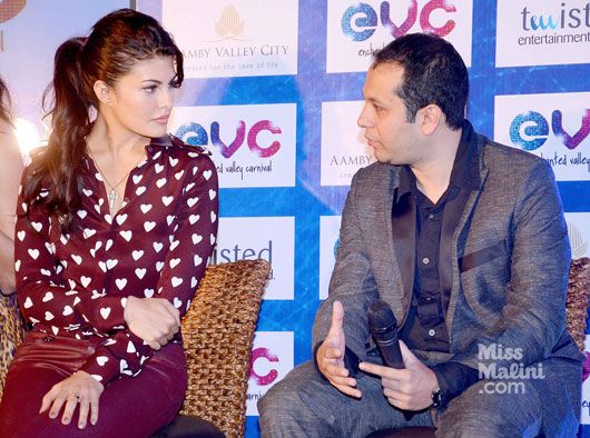 Jacqueline Fernandez at the launch of Enchanted Valley Carnival 2013