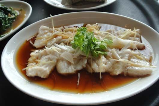 Steamed Fish with Shallots, Ginger and Light Soya Sauce