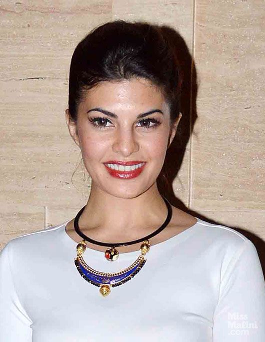Jacqueline wears a necklace by Manish Arora for Amrapali