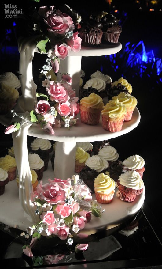 Taj Falaknuma, dessert display