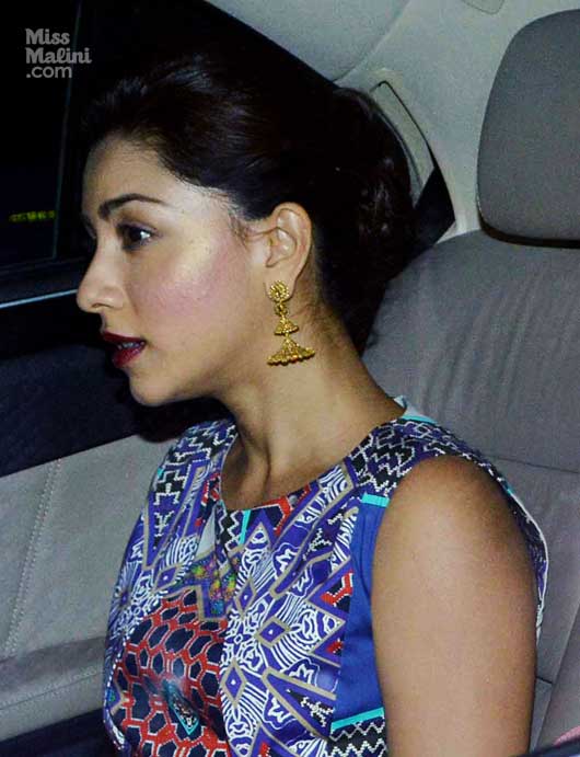 Amrita Puri wears Amrapali earrings