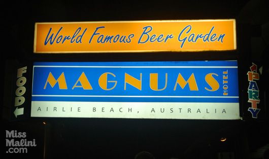 Magnums, Airlie Beach