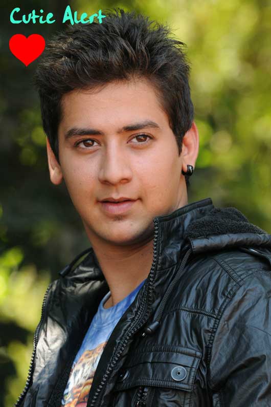 Cutie Alert: Paras Arora Makes His Bollywood Debut