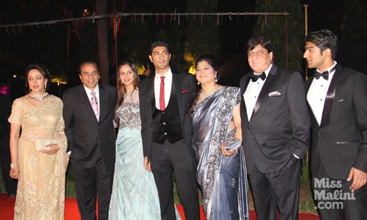 Hema Malini, Dharmendra, Ahana Deol, Vaibhav Vora and family