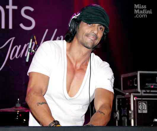 Arjun Rampal deejays at Blackberrys Sharp Nights