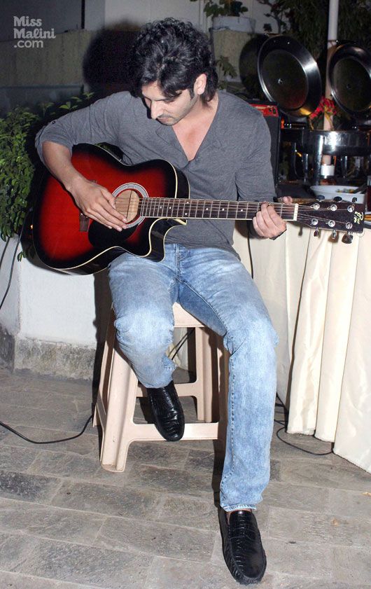 Actor Zayed Khan Serenades Guests on His Guitar at a Party in Mumbai
