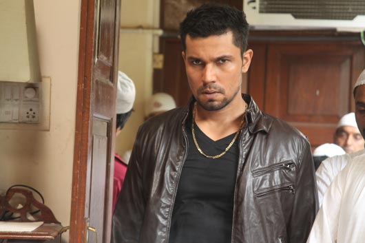 “Randeep Hooda is Like a Bad Addiction.” Says Ahisor Solomon