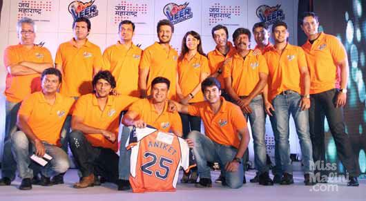 Riteish Deshmukh and Veer Marathi CCL team