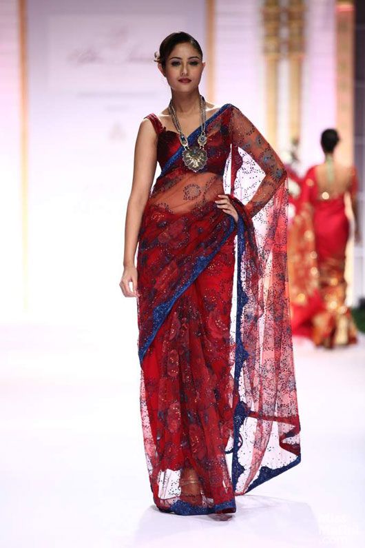 Pallavi Jaikishan & Gaurav Gupta for Day 2, India Bridal Fashion Week ...