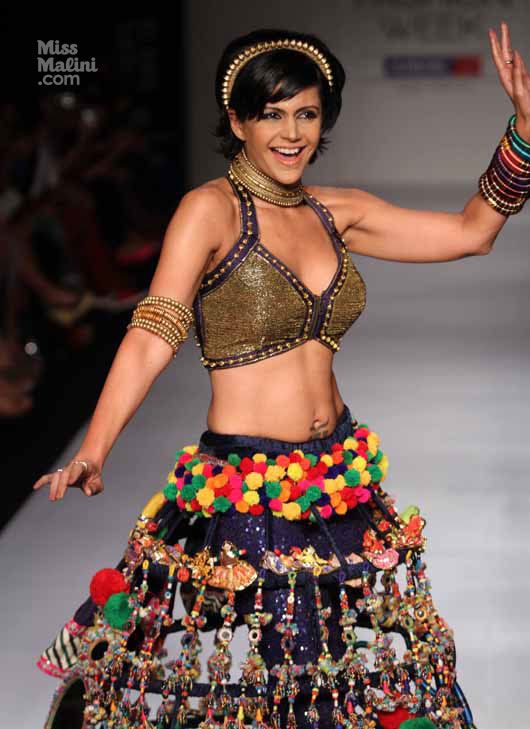 Mandira Bedi wears Pallavi Jaipur's show-stopping outfit