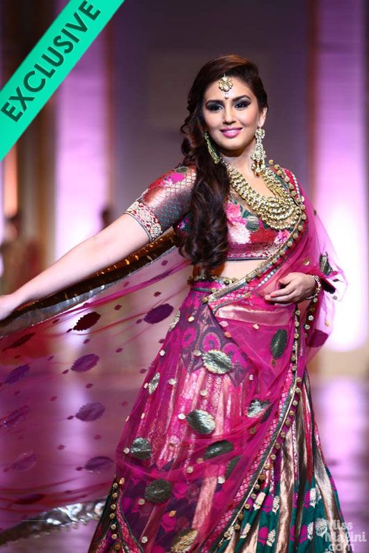 Exclusive: “I Have Planned my Wedding. I Just Need to Find a Groom!” – Huma Qureshi Confesses