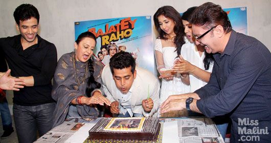 Ravi Kishan Celebrates His Birthday With Bajatey Raho Co-Stars