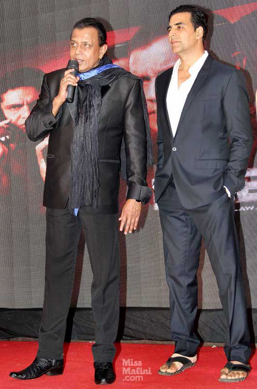 Akshay Kumar Attends Music Launch Suited (But not Booted)