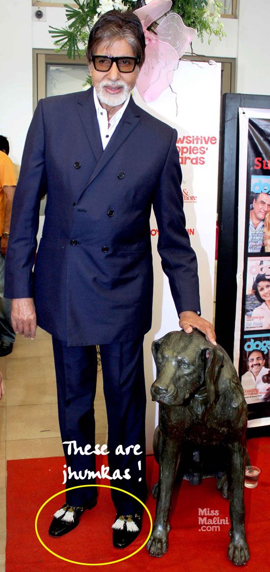 Doggone it, Amitabh Bachchan Wears Jhumkas!*