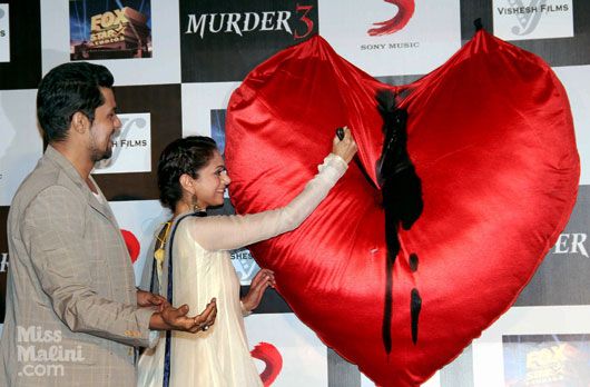 Photos: Randeep Hooda, Aditi Rao Hydari Stab Giant Bleeding Heart at ‘Murder-3’ Promo