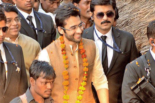 Discuss: Is Jackky Bhagnani a Dead-Ringer for Rahul Gandhi?