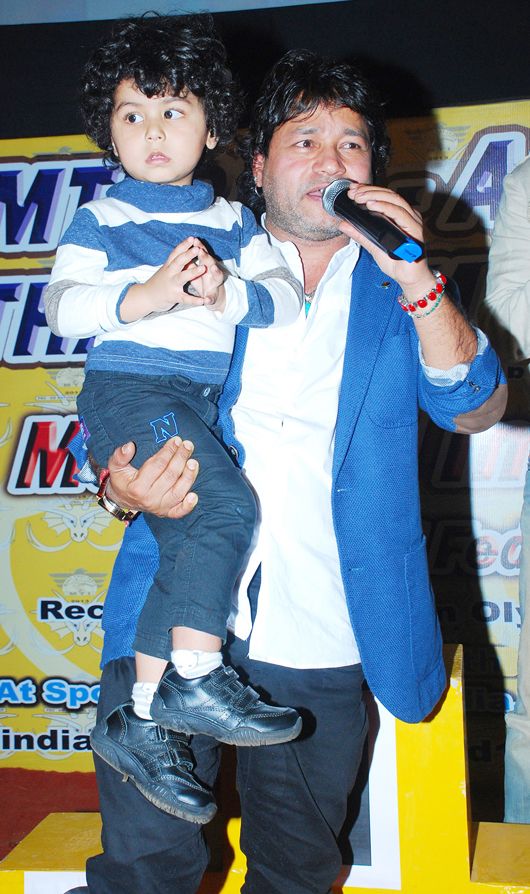 Kailash Kher with son Kabir