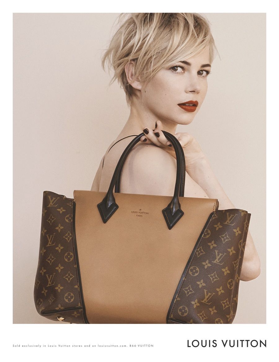 Jessica Alba's Louis Vuitton W Bag March 2017