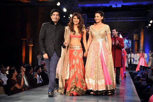 Manish Malhotra,Priyanka Chopra and Sonakshi Sinha