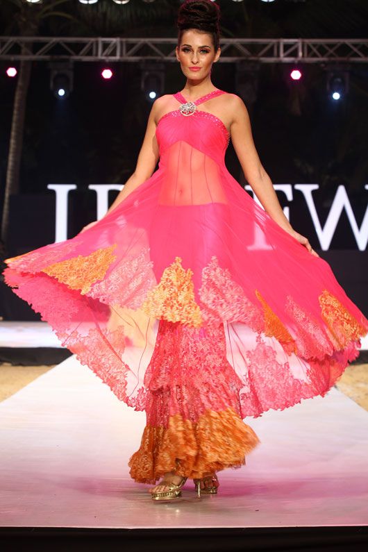 Genelia Deshmukh Walks For Neeta Lulla at IRFW