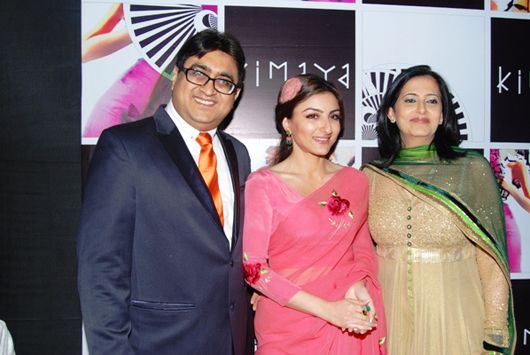 Pradeep and Neha Hirani with Soha Ali Khan