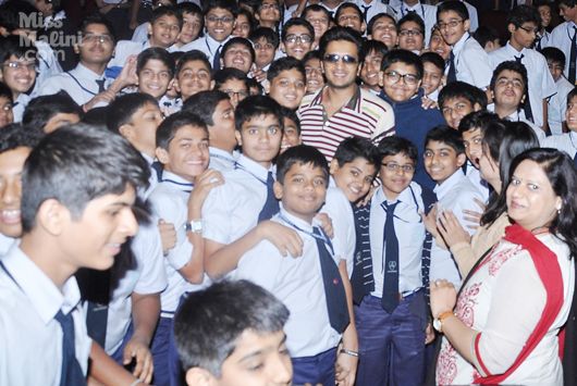 Riteish and the students