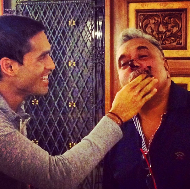 HAPPY BIRTHDAY Pa!!! @TheVijayMallya .....try not to bite my hand off!! #TopMan #ChipOffTheOldBlock