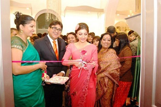 Photos: Soha Ali Khan Inaugurates Kimaya Boutique in Lucknow