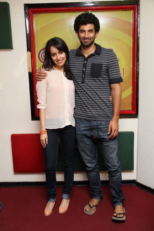 Aditya Roy Kapoor & Shraddha Kapoor Promote the Music of ‘Aashiqui-2’