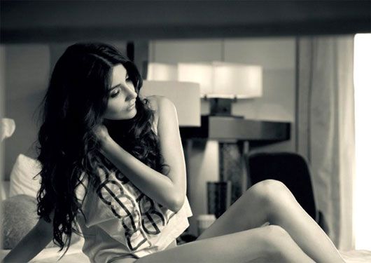 Steamy Photos: Anushka Sharma Heats Up the Pages of Maxim!